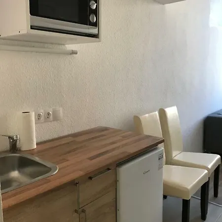 Heart Of Downtown Apartman *