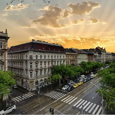 Heart Of Downtown Budapest