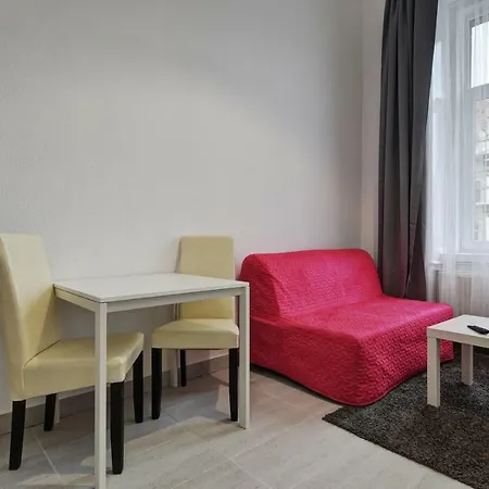 Heart Of Downtown Apartment