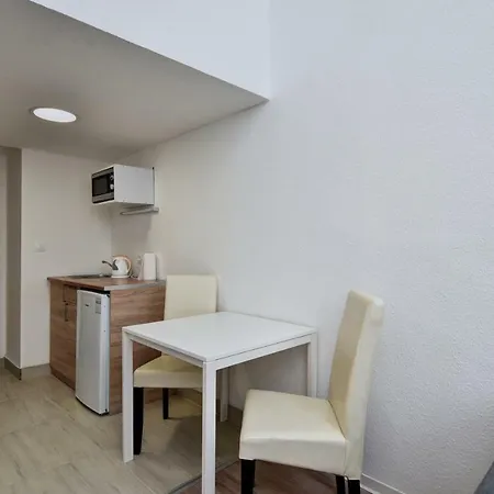 Apartment Heart Of Downtown Budapest